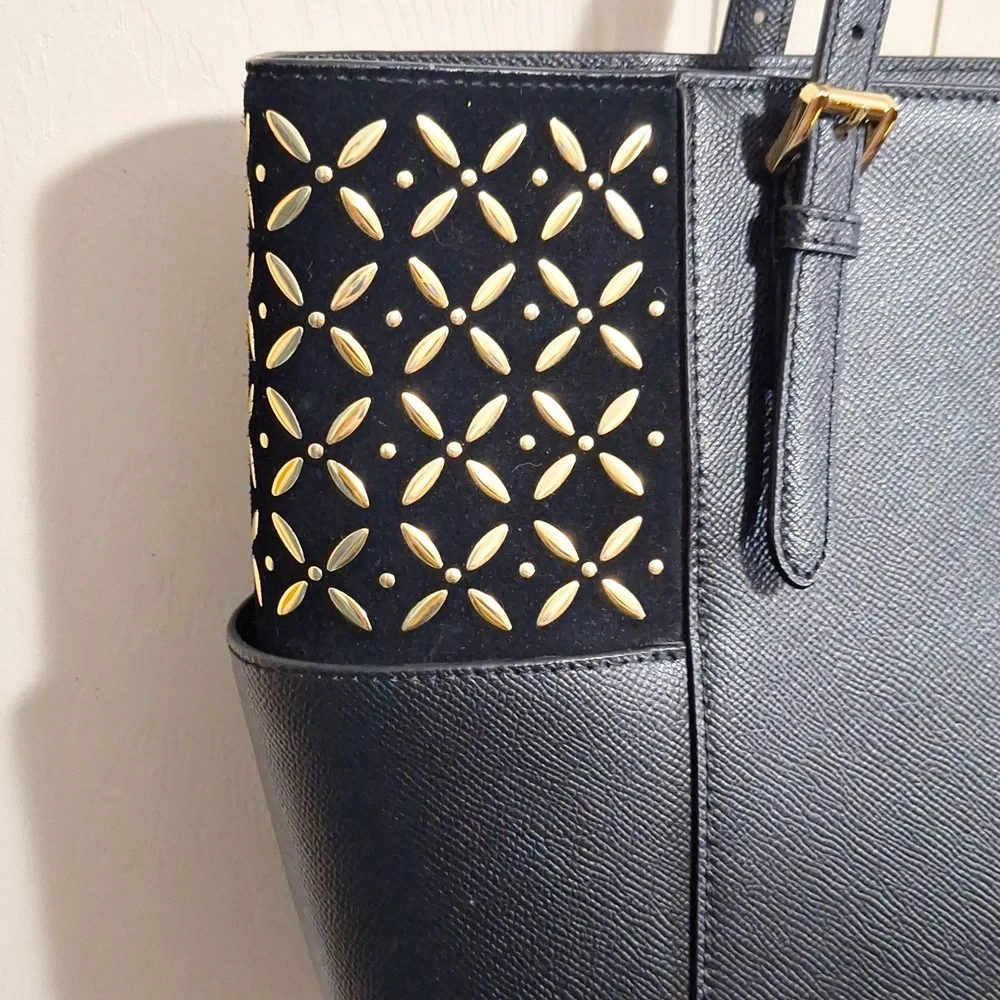 Michael Kors large suede jet set travel tote - black/gold laser cut - Picture 3 of 12